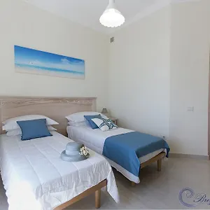 ** Affittacamere Brezza Marina Luxury Italia